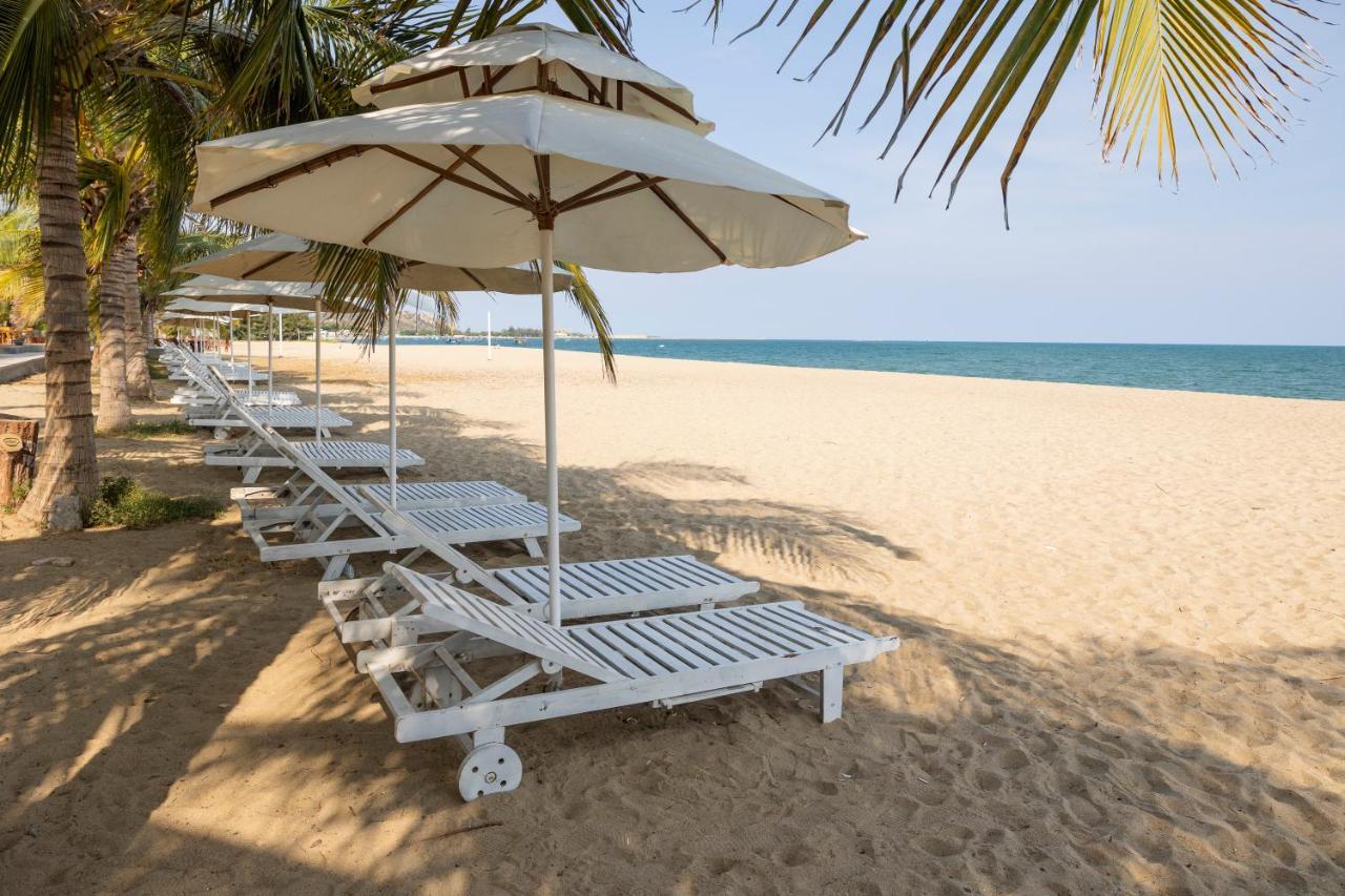 Saigon - Ninh Chu Hotel & Resort Phan Rang Bagian luar foto