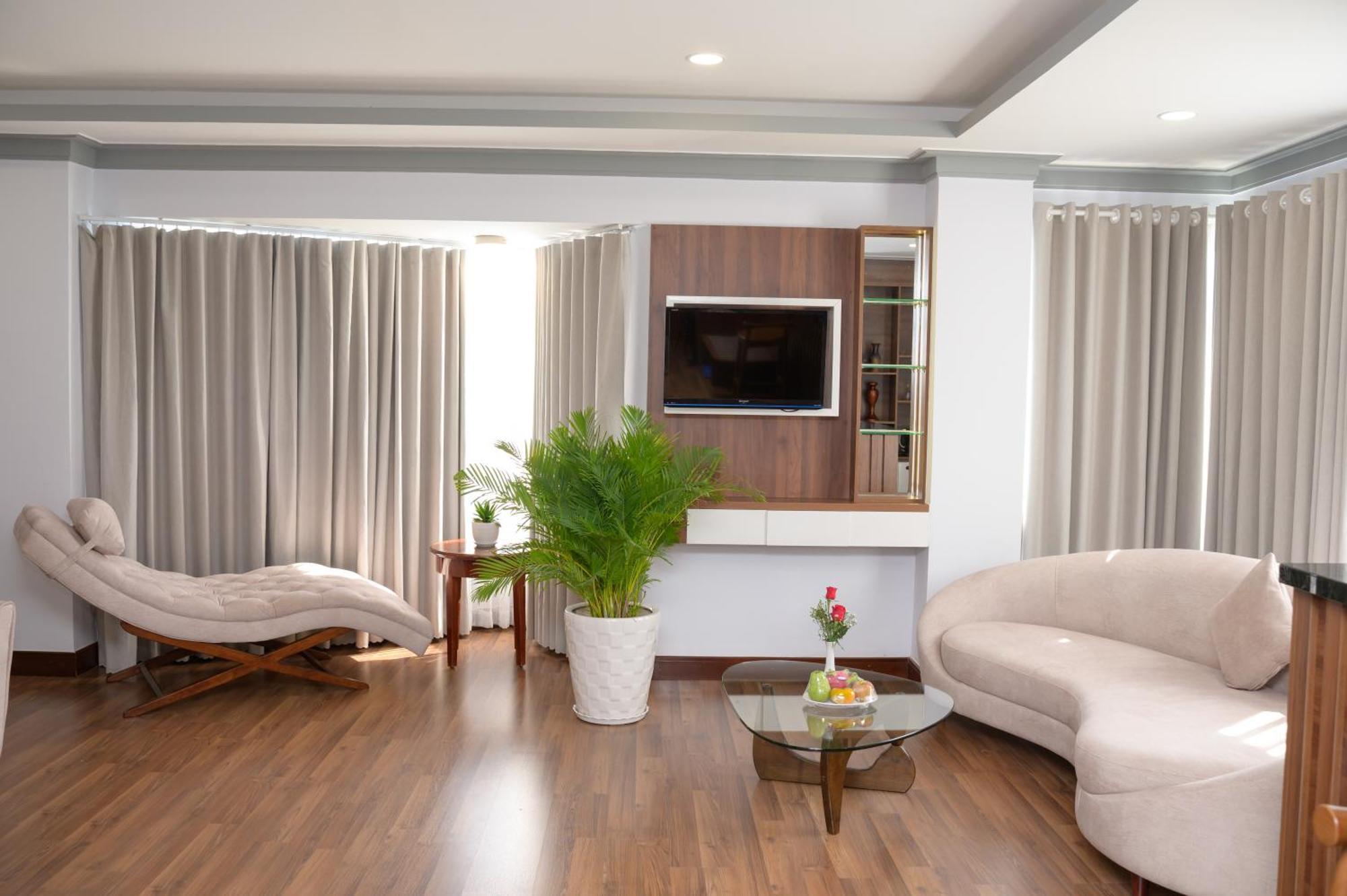 Saigon - Ninh Chu Hotel & Resort Phan Rang Bagian luar foto