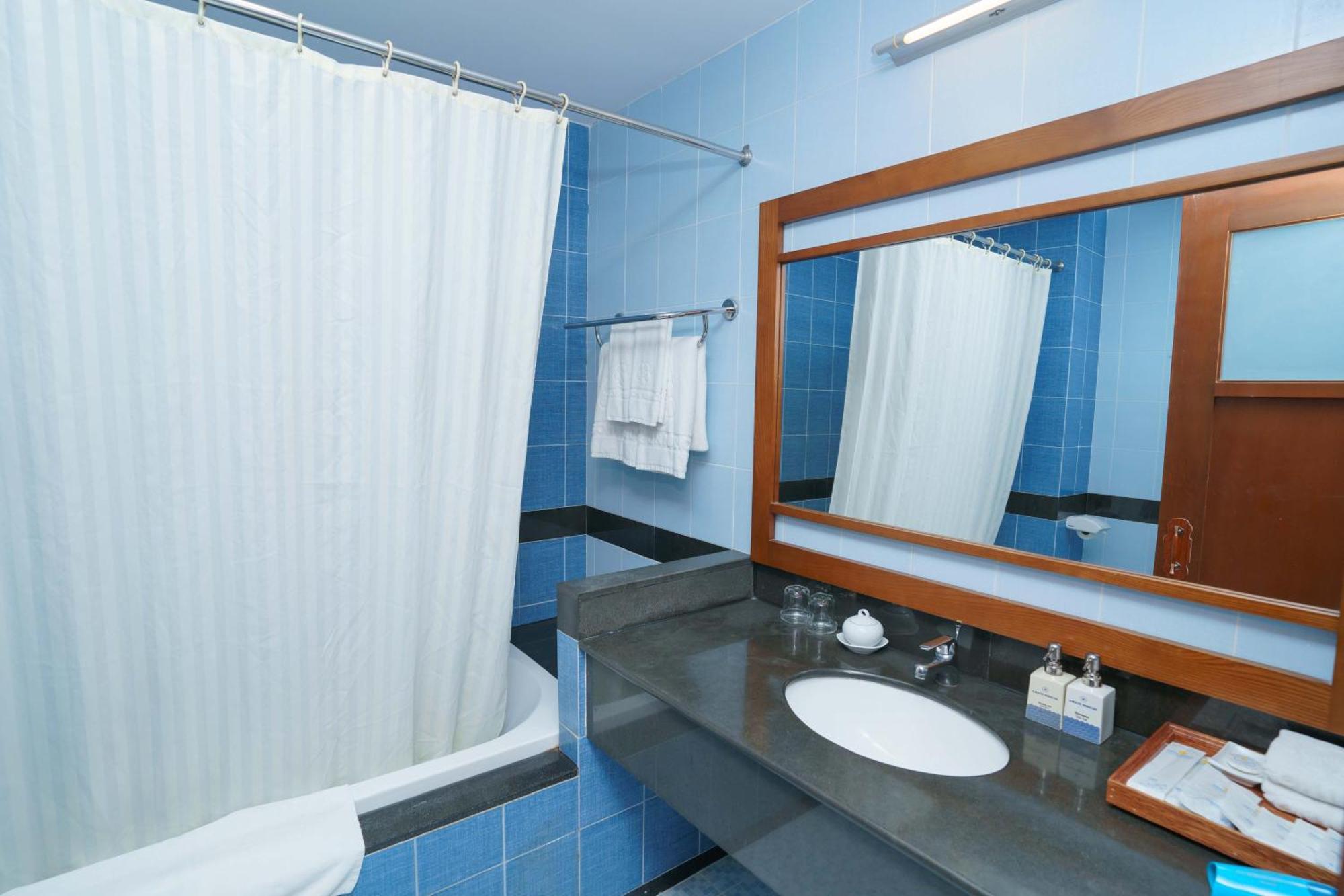 Saigon - Ninh Chu Hotel & Resort Phan Rang Bagian luar foto